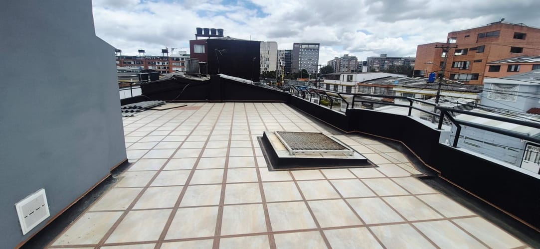 Apartamento de 5 alcobas en venta en Engativá, Bogotá, 162 m² · foto 4 de 24