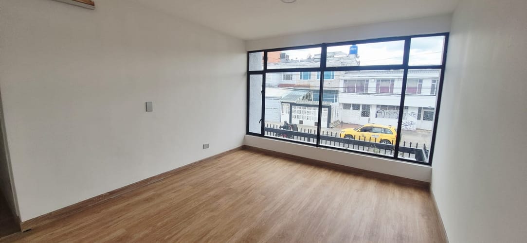 Apartamento de 5 alcobas en venta en Engativá, Bogotá, 162 m² · foto 15 de 24