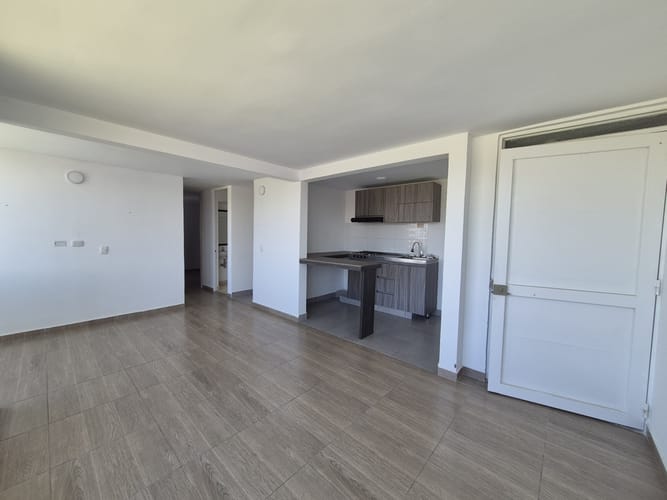 Apartamento de 2 alcobas en arriendo en Fac, Madrid, 54 m² · foto 3 de 14