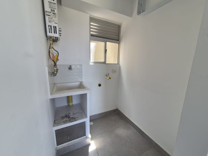 Apartamento de 2 alcobas en arriendo en Fac, Madrid, 54 m² · foto 6 de 14