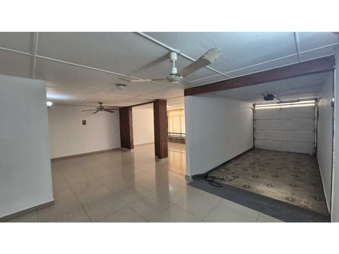 Casa de 4 alcobas en venta en El Limoncito, Barranquilla, 297 m² · foto 4 de 23