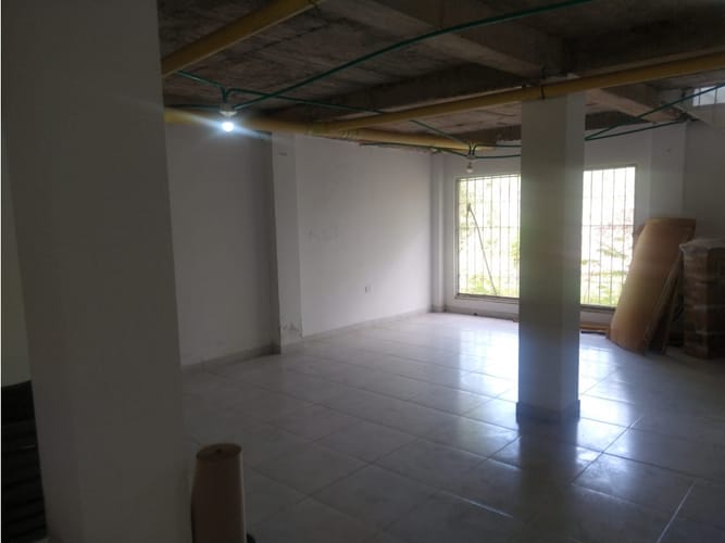 Casa de 3 alcobas en venta en Girardot, Girardot, 216 m² · foto 7 de 21