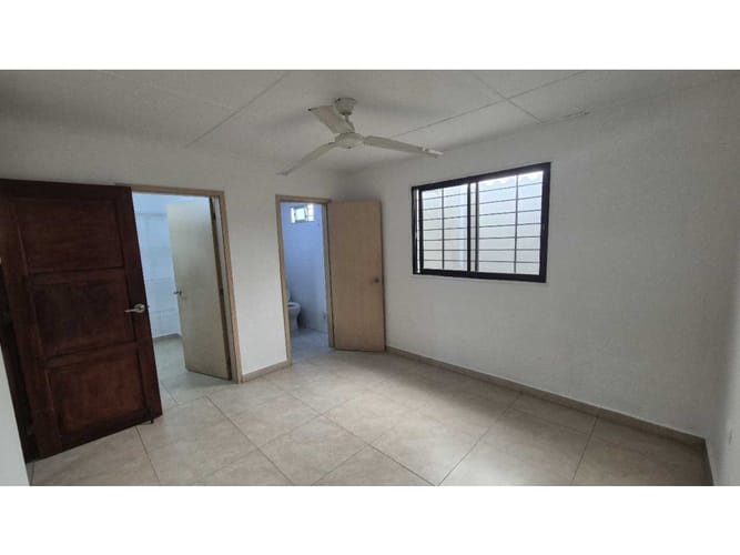 Casa de 4 alcobas en venta en El Limoncito, Barranquilla, 297 m² · foto 10 de 23