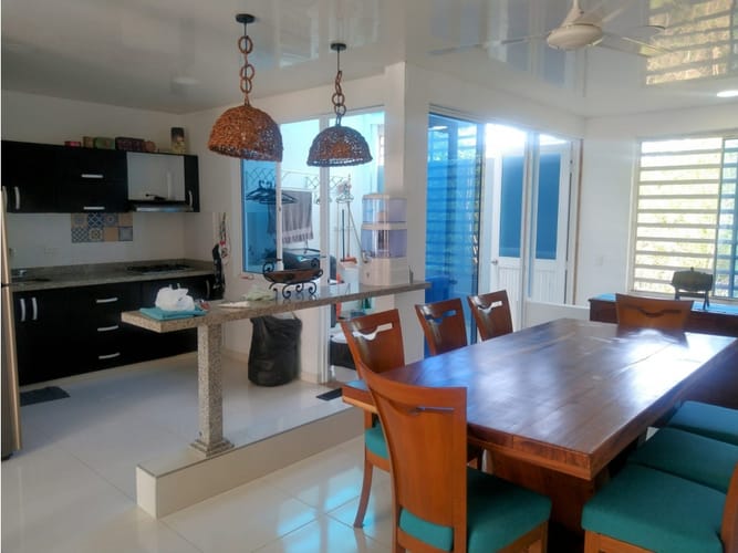 Casa de 3 alcobas en venta en Girardot, Girardot, 216 m² · foto 12 de 21