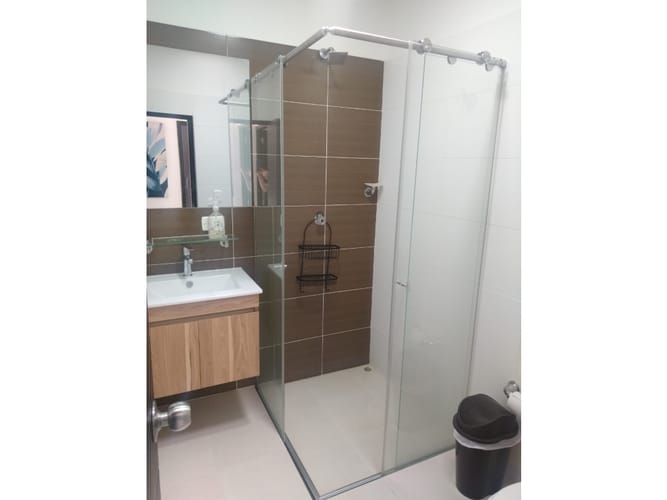 Casa de 3 alcobas en venta en Girardot, Girardot, 216 m² · foto 17 de 21