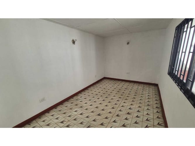 Casa de 4 alcobas en venta en El Limoncito, Barranquilla, 297 m² · foto 18 de 23