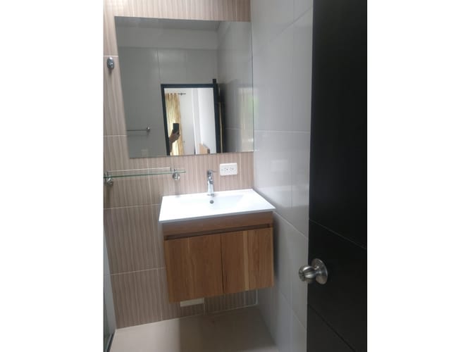 Casa de 3 alcobas en venta en Girardot, Girardot, 216 m² · foto 18 de 21