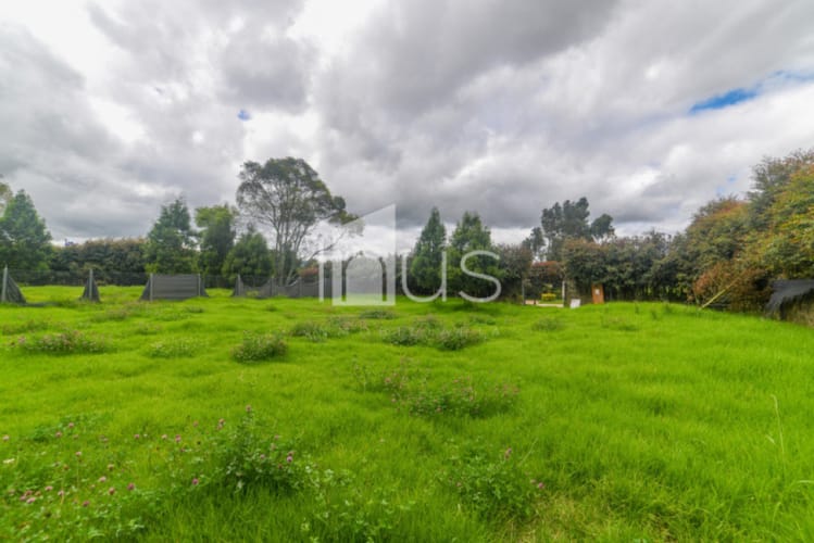 Lote en venta en Chuntame, Cajicá, 300 m² · foto 5 de 9