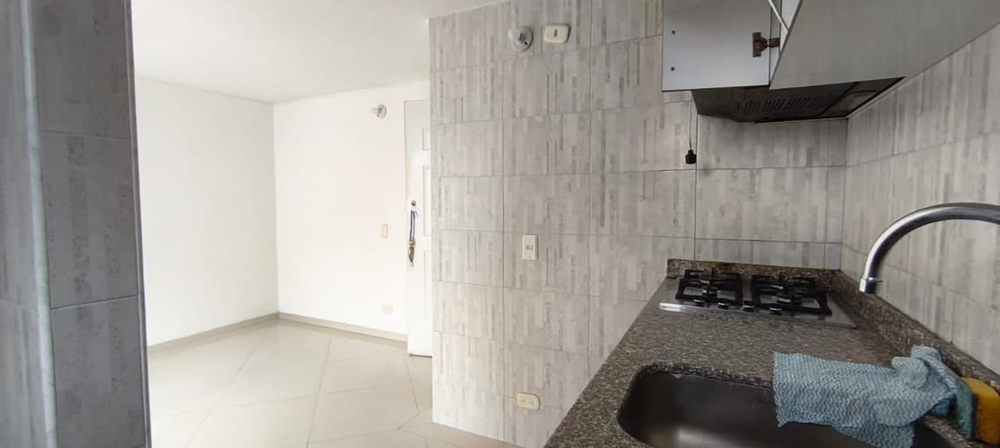 Apartamento de 3 alcobas en venta en Ciudad Techo Ii, Bogotá, 56 m² · foto 8 de 24