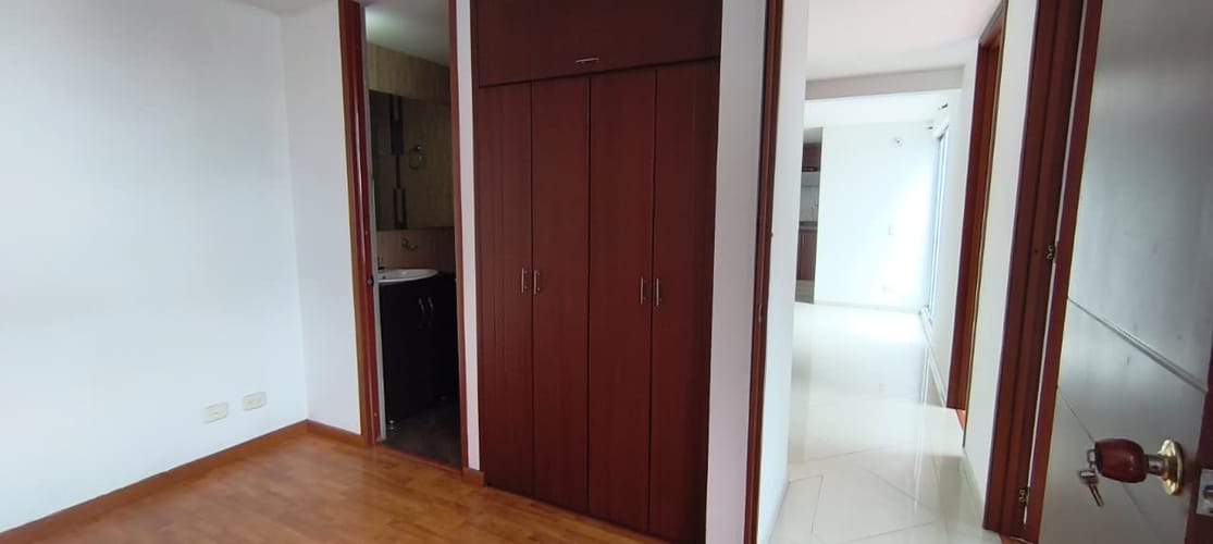 Apartamento de 3 alcobas en venta en Ciudad Techo Ii, Bogotá, 56 m² · foto 9 de 24