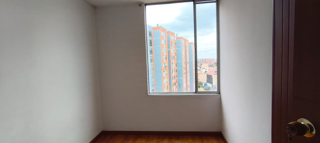 Apartamento de 3 alcobas en venta en Ciudad Techo Ii, Bogotá, 56 m² · foto 11 de 24