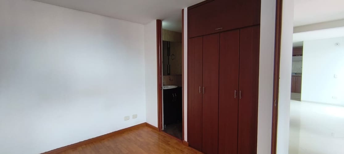 Apartamento de 3 alcobas en venta en Ciudad Techo Ii, Bogotá, 56 m² · foto 16 de 24