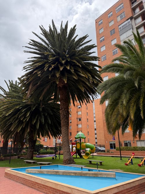 Apartamento de 3 alcobas en venta en Canodromo, Bogotá, 97 m² · foto 4 de 8