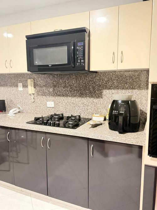 Apartamento de 3 alcobas en venta en Torre Alta, Ibagué, 159 m² · foto 5 de 15