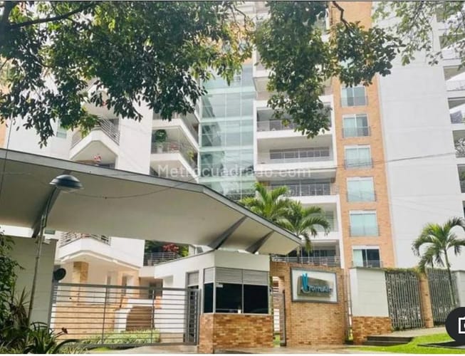 Apartamento de 3 alcobas en venta en Torre Alta, Ibagué, 159 m² · foto 15 de 15