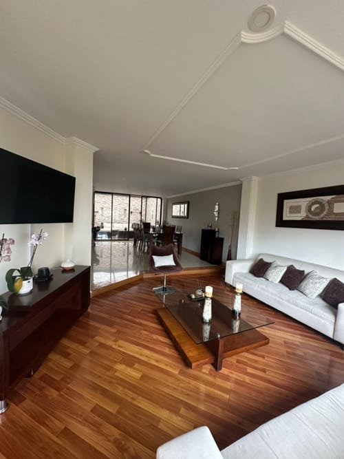 Casa de 4 alcobas en venta en Pueblo Viejo, Cota, 177 m² · foto 2 de 13