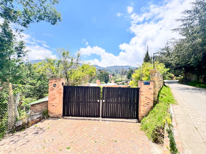 Casa de 3 alcobas en venta en El Libano, La Calera, 360 m² · foto 2 de 24