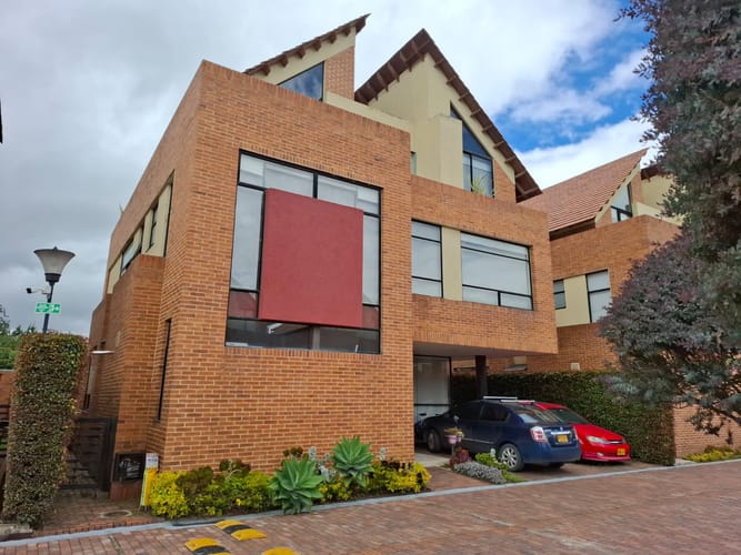 Casa de 4 alcobas en venta en Las Mercedarias, Chía, 253 m² · foto 2 de 22