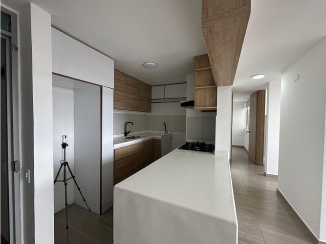 Apartamento de 3 alcobas en venta en Villa Gladys, Bogotá, 44 m² · foto 2 de 17