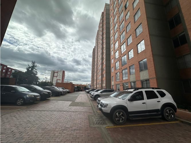 Apartamento de 3 alcobas en venta en Villa Gladys, Bogotá, 44 m² · foto 6 de 17