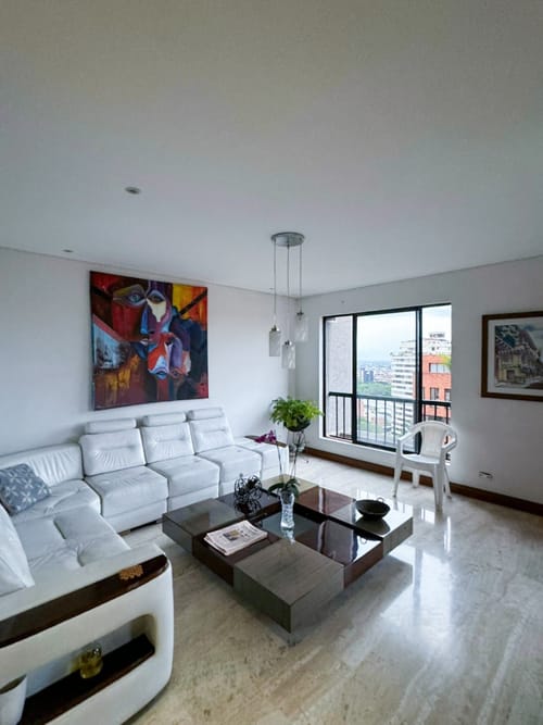 Apartamento de 5 alcobas en venta en Juanambu, Cali, 254 m² · foto 2 de 17
