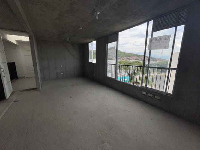 Apartamento de 2 alcobas en venta en Zona Industrial, Yumbo, 46 m² · foto 8 de 15