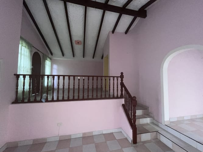 Casa de 5 alcobas en venta en El Bosque, Cali, 360 m² · foto 4 de 21