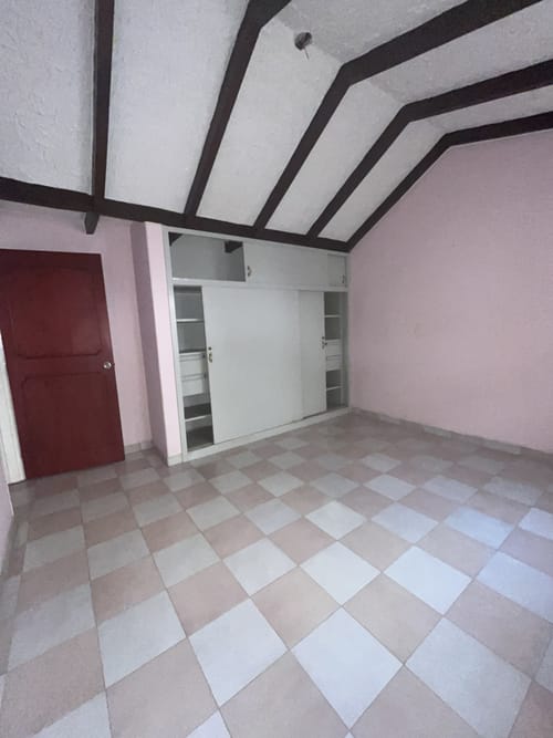 Casa de 5 alcobas en venta en El Bosque, Cali, 360 m² · foto 15 de 21