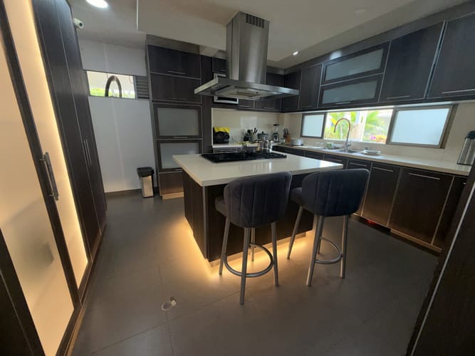 Casa de 6 alcobas en venta en La Morada, Jamundí, 1130 m² · foto 2 de 24