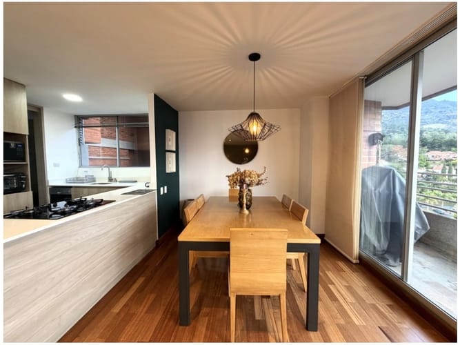 Apartamento de 2 alcobas en venta en Altos Del Poblado, Medellín, 115 m² · foto 5 de 20