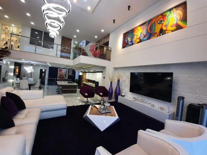 Casa de 4 alcobas en venta en Valle Del Lili, Cali, 550 m² · foto 4 de 17