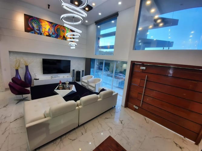 Casa de 4 alcobas en venta en Valle Del Lili, Cali, 550 m² · foto 15 de 17