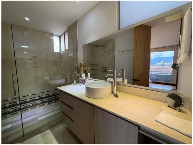 Apartamento de 2 alcobas en venta en Altos Del Poblado, Medellín, 115 m² · foto 13 de 20