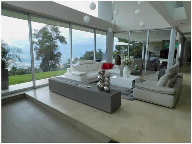 Casa de 6 alcobas en venta en Las Palmas, Medellín, 853 m² · foto 5 de 24