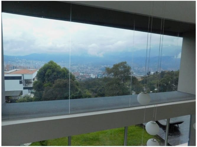 Casa de 6 alcobas en venta en Las Palmas, Medellín, 853 m² · foto 15 de 24
