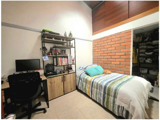 Casa de 3 alcobas en venta en Cumbres, Envigado, 180 m² · foto 9 de 15