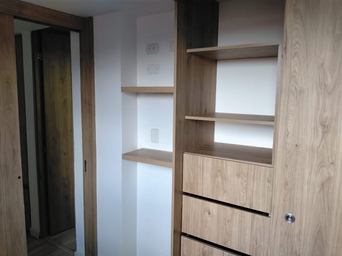 Apartamento de 2 alcobas en arriendo en San Antonio Nor - Occidental, Bogotá, 38 m² · foto 3 de 7