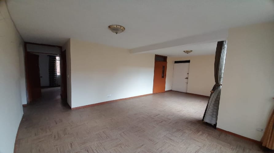 Apartamento de 3 alcobas en arriendo en Carlos Lleras Restrepo Manzana C, Bogotá, 65 m² · foto 2 de 11