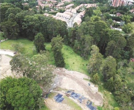 Lote en venta en Urbanización Las Cumbres, Medellín, 9056 m² · foto 4 de 8