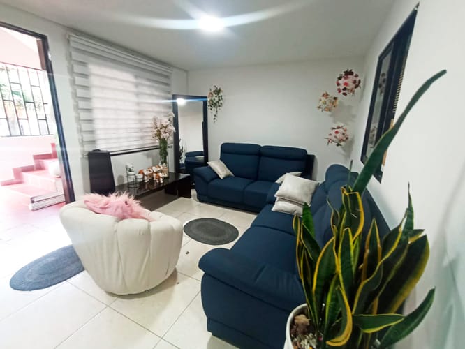 Casa de 3 alcobas en venta en El Danubio, Medellín, 85 m² · foto 4 de 19
