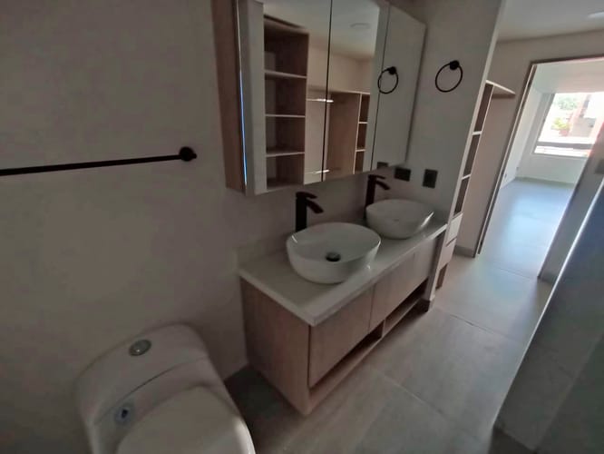 Apartamento de 3 alcobas en venta en Las Acacias, Medellín, 180 m² · foto 12 de 21