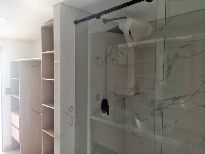 Apartamento de 3 alcobas en venta en Las Acacias, Medellín, 180 m² · foto 15 de 21