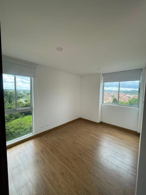 Apartamento de 3 alcobas en venta en Rionegro, 73 m² · foto 5 de 19