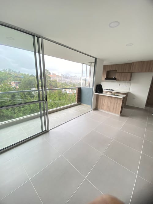 Apartamento de 2 alcobas en venta en San Nicolas, La Ceja, 64 m² · foto 2 de 10