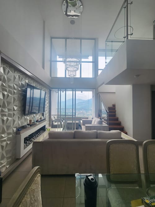 Apartamento de 3 alcobas en venta en Las Lomitas, Sabaneta, 123 m² · foto 4 de 9