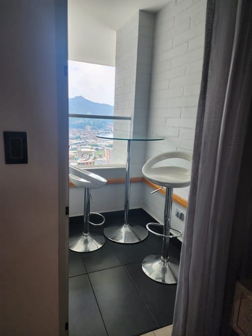 Apartamento de 3 alcobas en venta en Las Lomitas, Sabaneta, 123 m² · foto 8 de 9