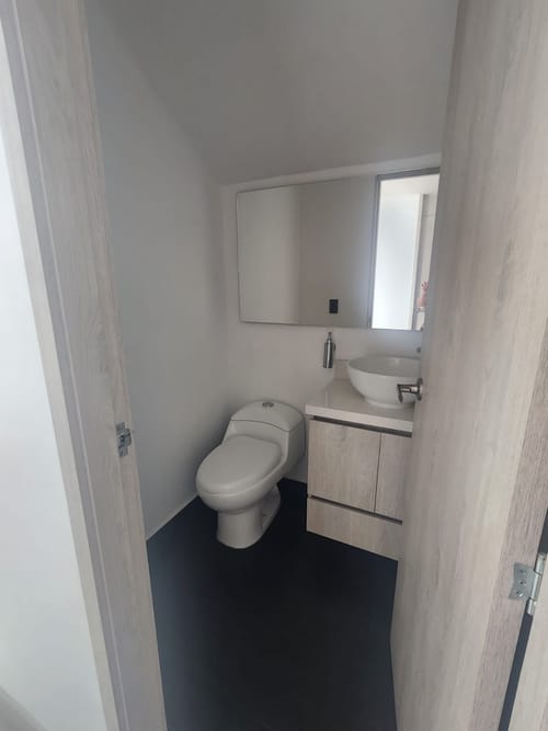Apartamento de 3 alcobas en venta en Las Lomitas, Sabaneta, 123 m² · foto 9 de 9