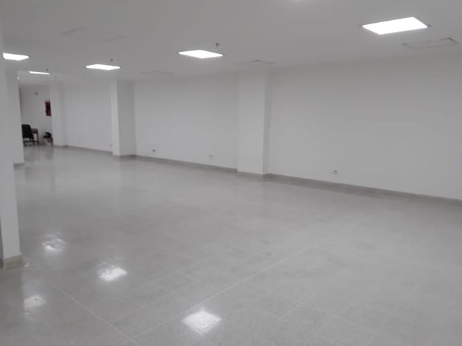 Local en venta en Boston, Medellín, 208 m² · foto 2 de 9