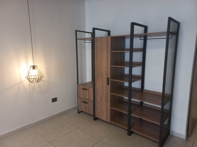 Apartamento de 1 alcoba en venta en Laureles, Medellín, 83 m² · foto 3 de 9