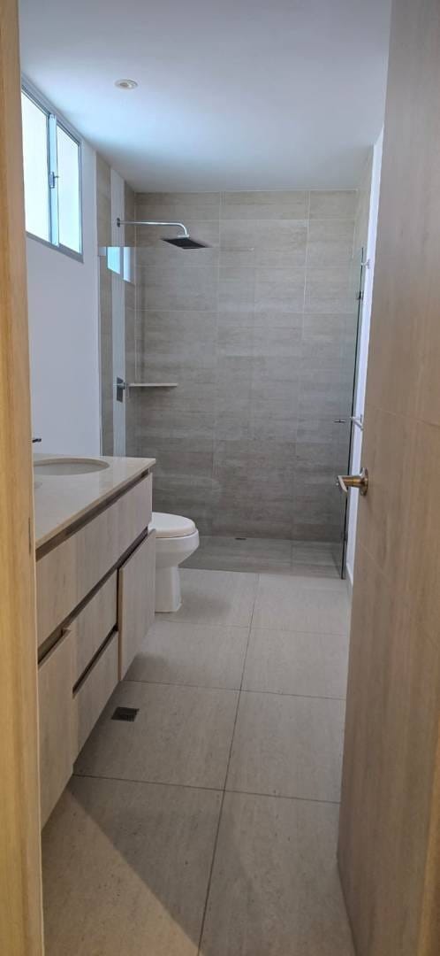 Apartamento de 3 alcobas en arriendo en Buenavista, Barranquilla, 147 m² · foto 3 de 19